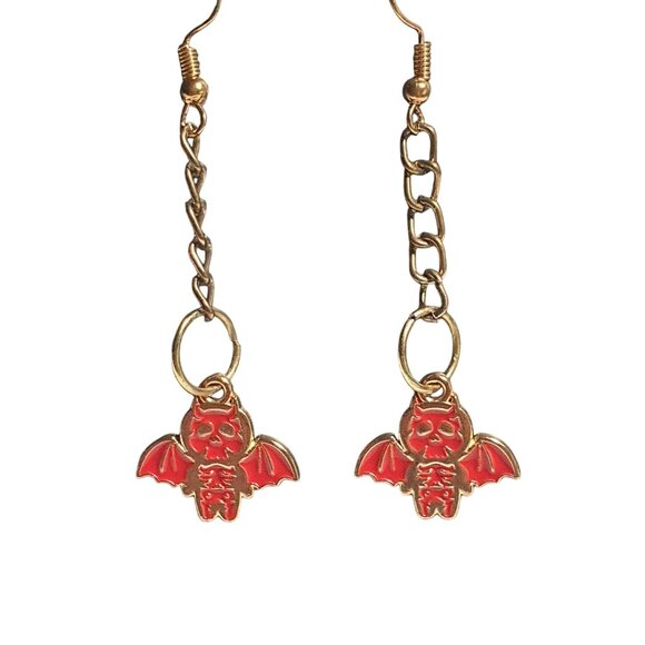 Red Bat Chain Dangle Earrings Halloween Goth Novelty Lightweight Hooks Vampire - Picture 2 of 4